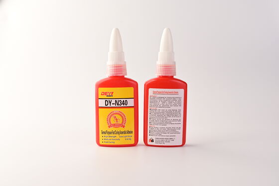 Lem Anaerobik Perekat Threadlocker Kuning Muda Dirancang untuk Memberikan Penguncian Benang yang Aman dan Anti Bocor dalam Rakitan