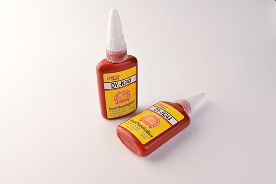 Threadlocker Adhesive Anaerobic Sealant untuk Benang Pipa Menawarkan Penguncian Sekrup yang Efektif dan Pencegahan Kebocoran di Peralatan